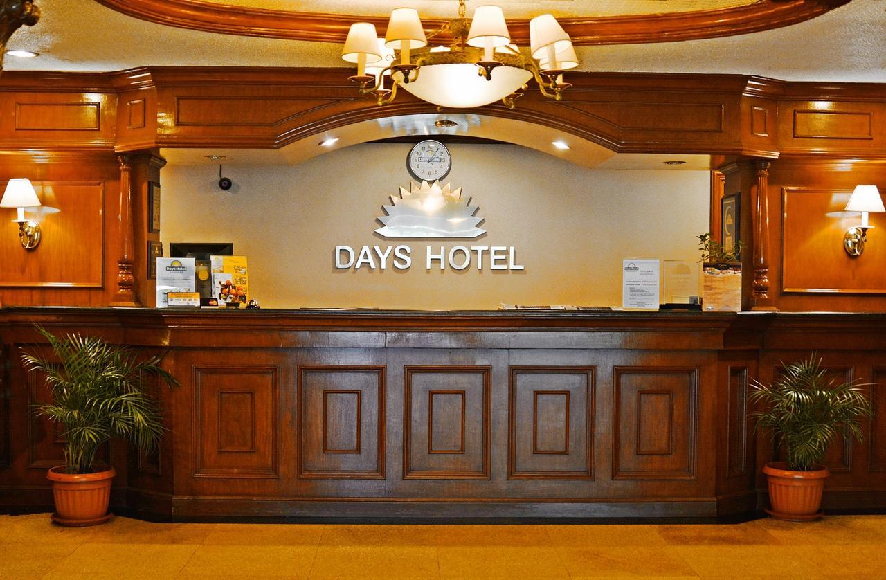 Days Hotel By Wyndham Batangas Esterno foto
